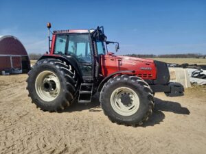 Valtra Tractor